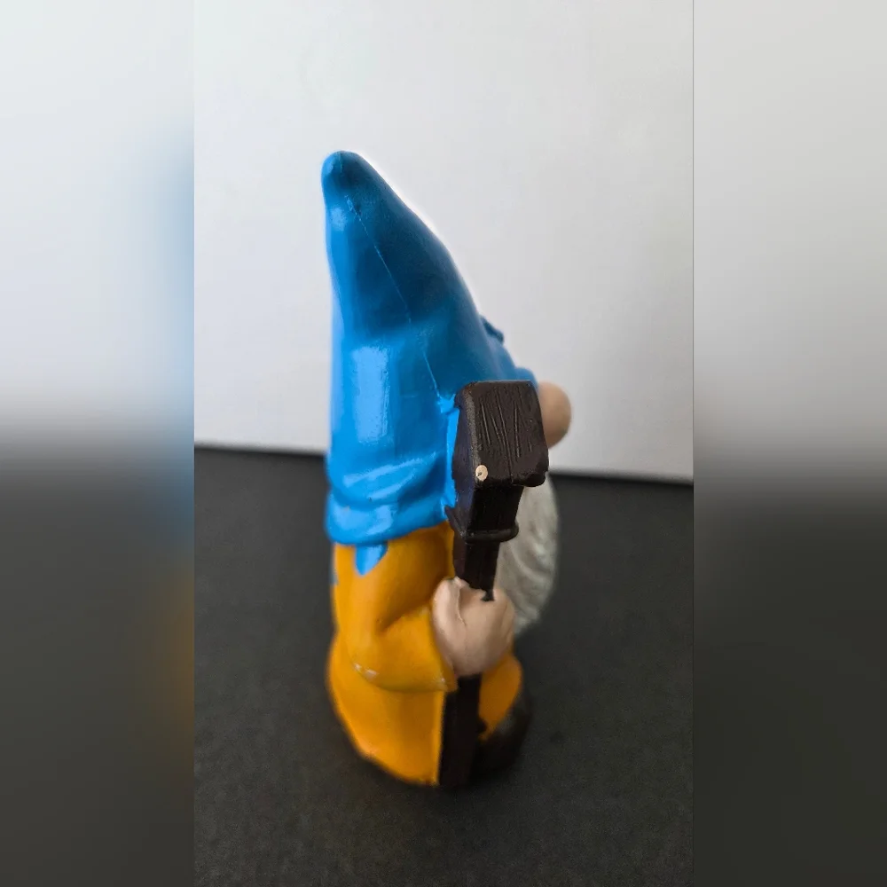 Gnome Figurine 5" Whimsical Forest Home Garden Kitchen Decor - Picture 7 of 10